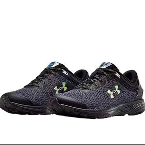Underarmour charged escape sneakers size 7.5